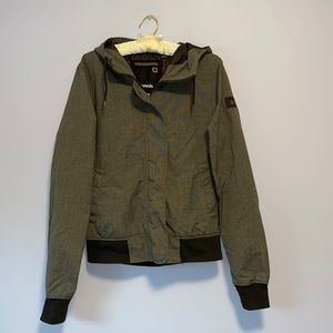 Bench jacket